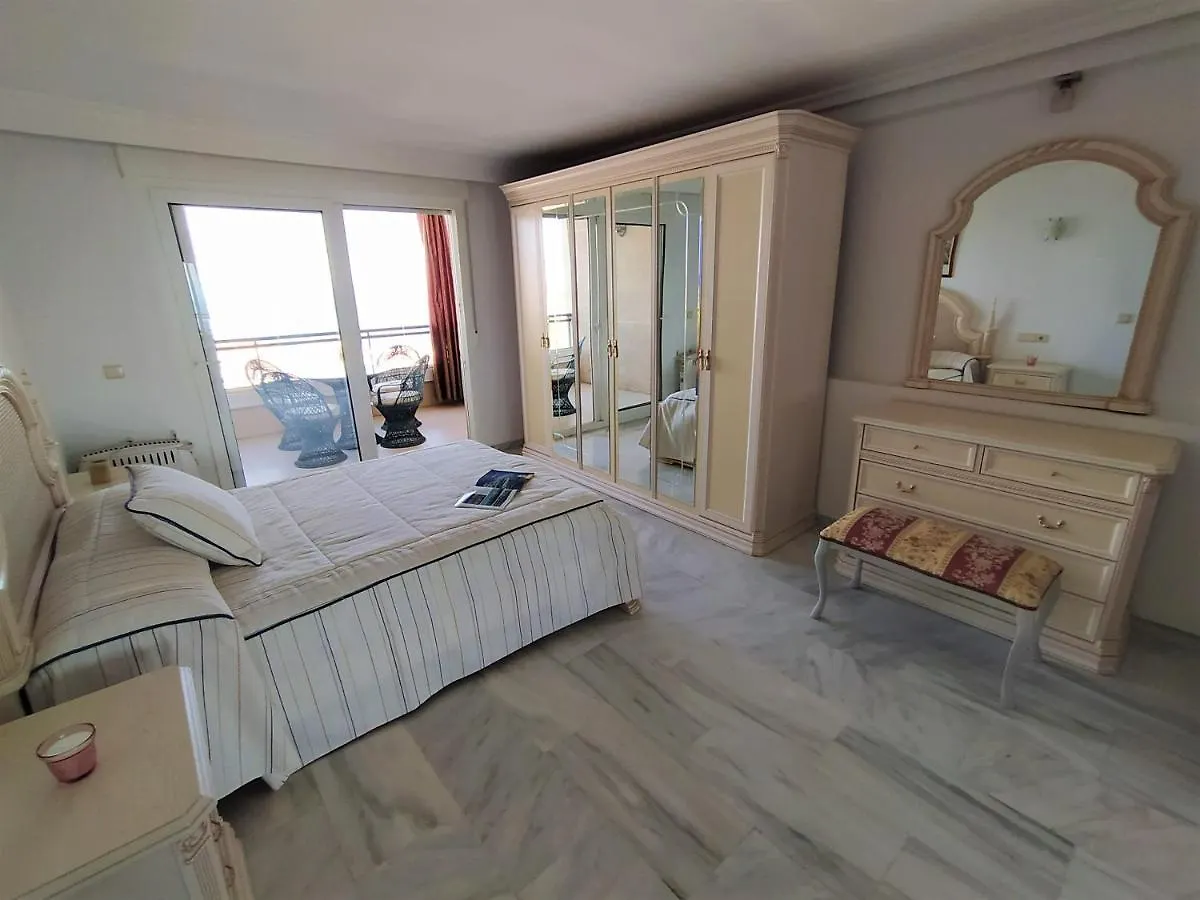 Vive Benalmadena Apartamento Coloso, Lujo Sobre El Mar, Playa 200 M. Apartment